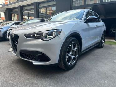 Alfa Romeo Stelvio 2.2d 160cv Sprint Navi+Palette al Vol.+Camera