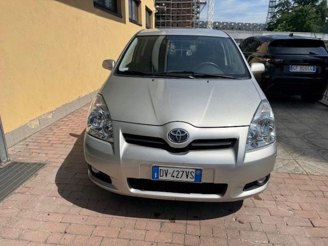TOYOTA Corolla Verso 2.2 16V D-4D DPF MY'08