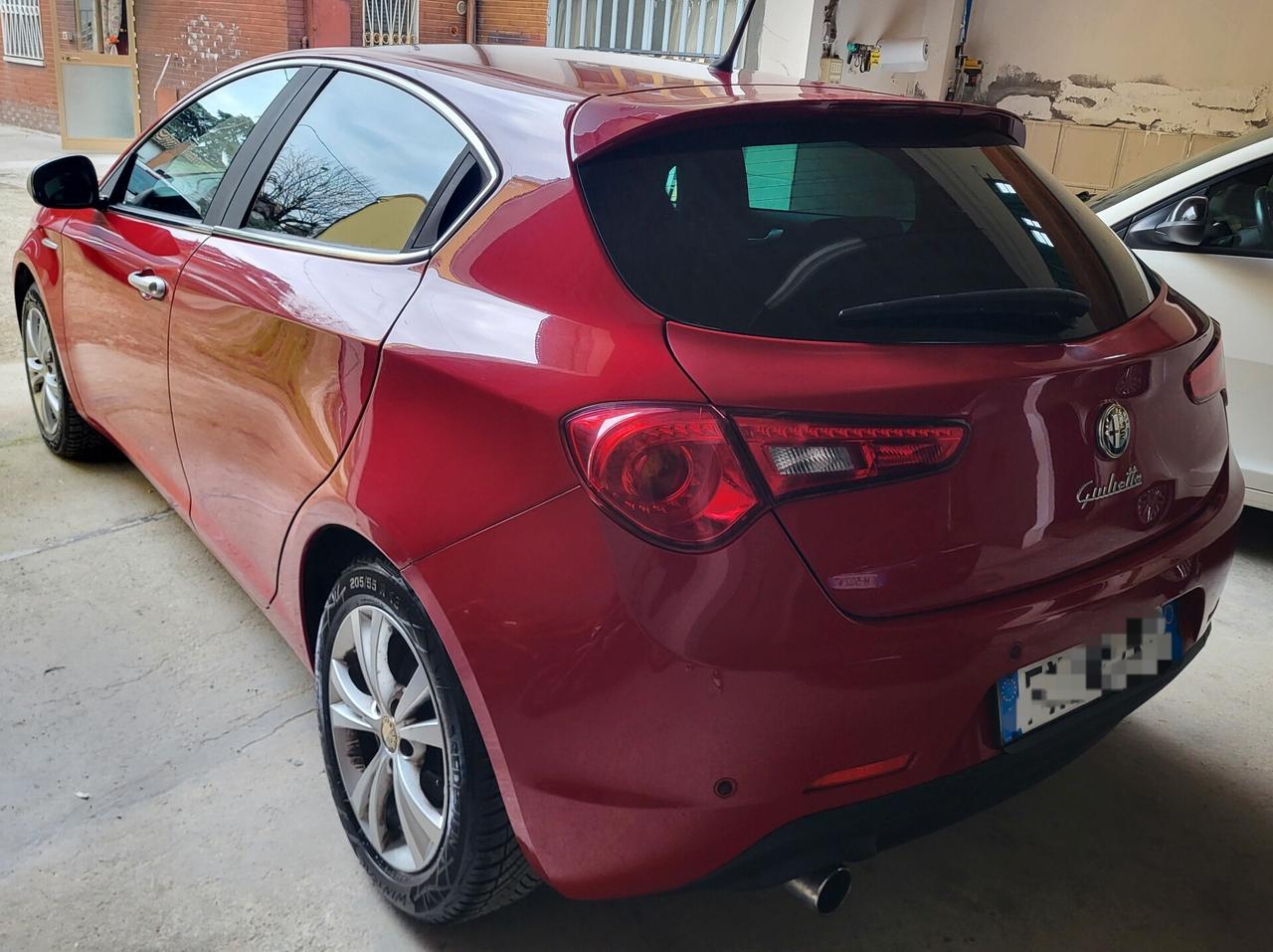 Alfa Romeo Giulietta 1.6 JTDm-2 105 CV Distinctive