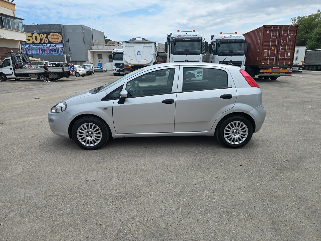 Fiat Punto 1.2 8V 5 porte Street