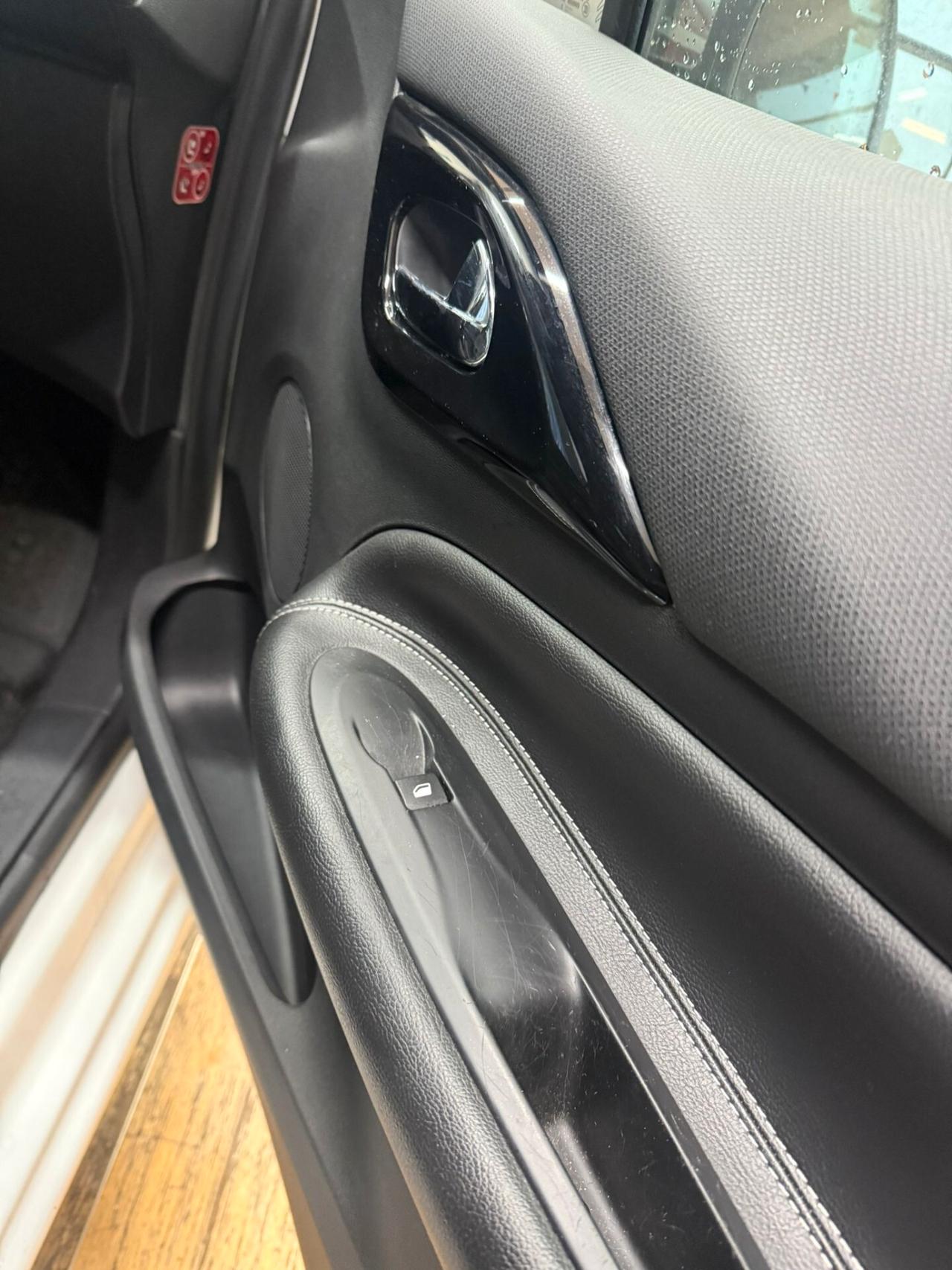 Ds DS3 1.4 BENZINA 2012 NEOP.