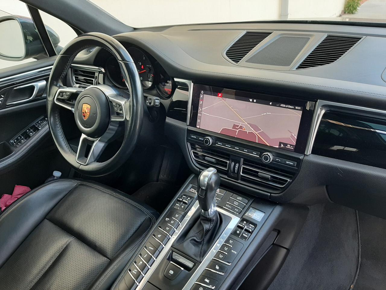 Porsche Macan 2.0 Turbo PDK 245cv MY 2019