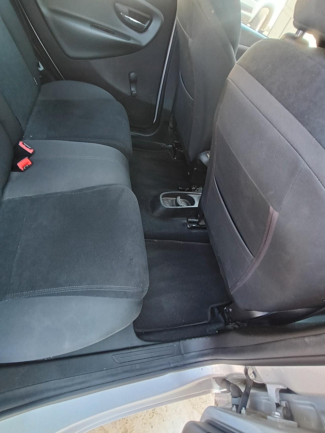 Lancia Ypsilon 1.2 69 CV 5 porte S&S Silver