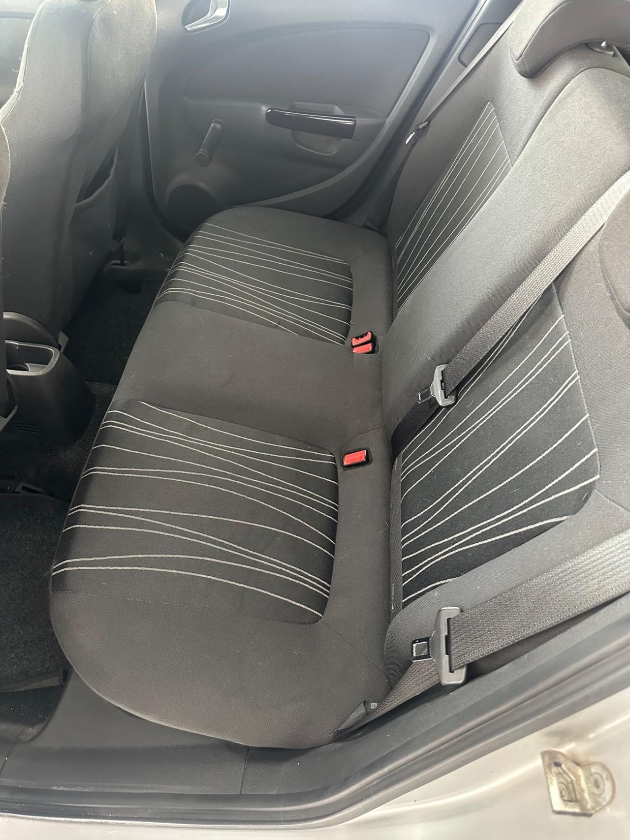 Opel Corsa 1.2 5 porte Easytronic Cosmo
