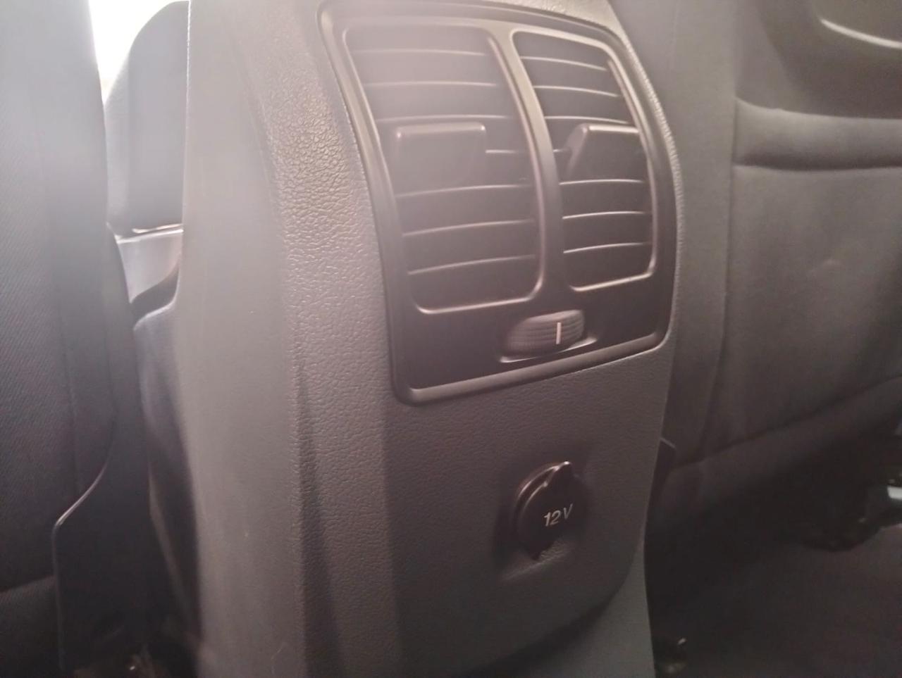 Ford C-Max 2.0 TDCi 115CV Powershift Titanium