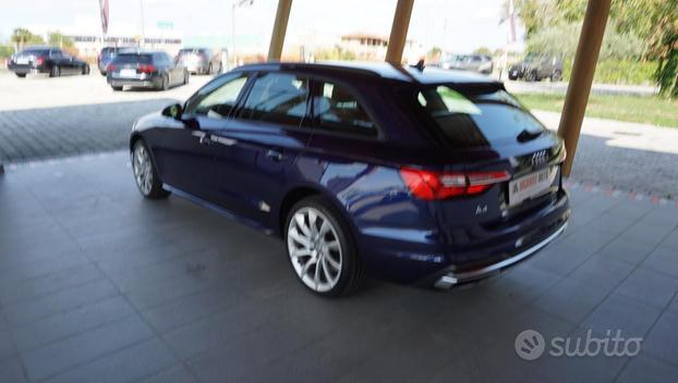 AUDI A4 Avant 35 TDI/163 CV S tronic S line edit