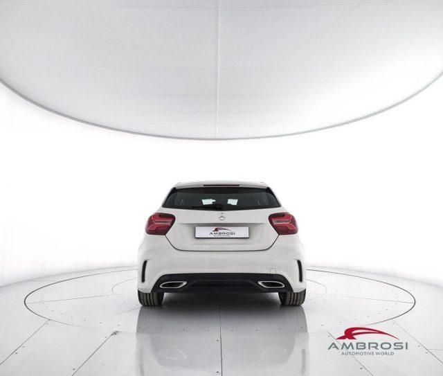MERCEDES-BENZ A 180 180 d Automatic Premium