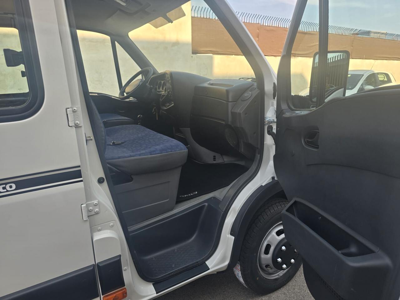 Iveco Daily 35C14 DOPPIA CABINA
