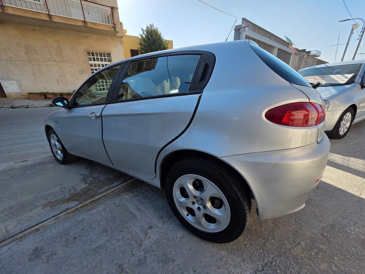 Alfa Romeo 147 1.9 JTD M-JET 16V 5 porte Prog.