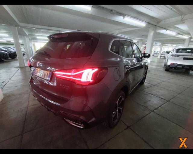 MG EHS Plug-in Hybrid Luxury