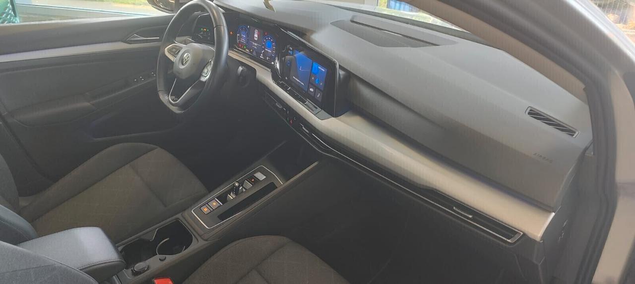 Volkswagen Golf 2.0 TDI 115 CV SCR Life