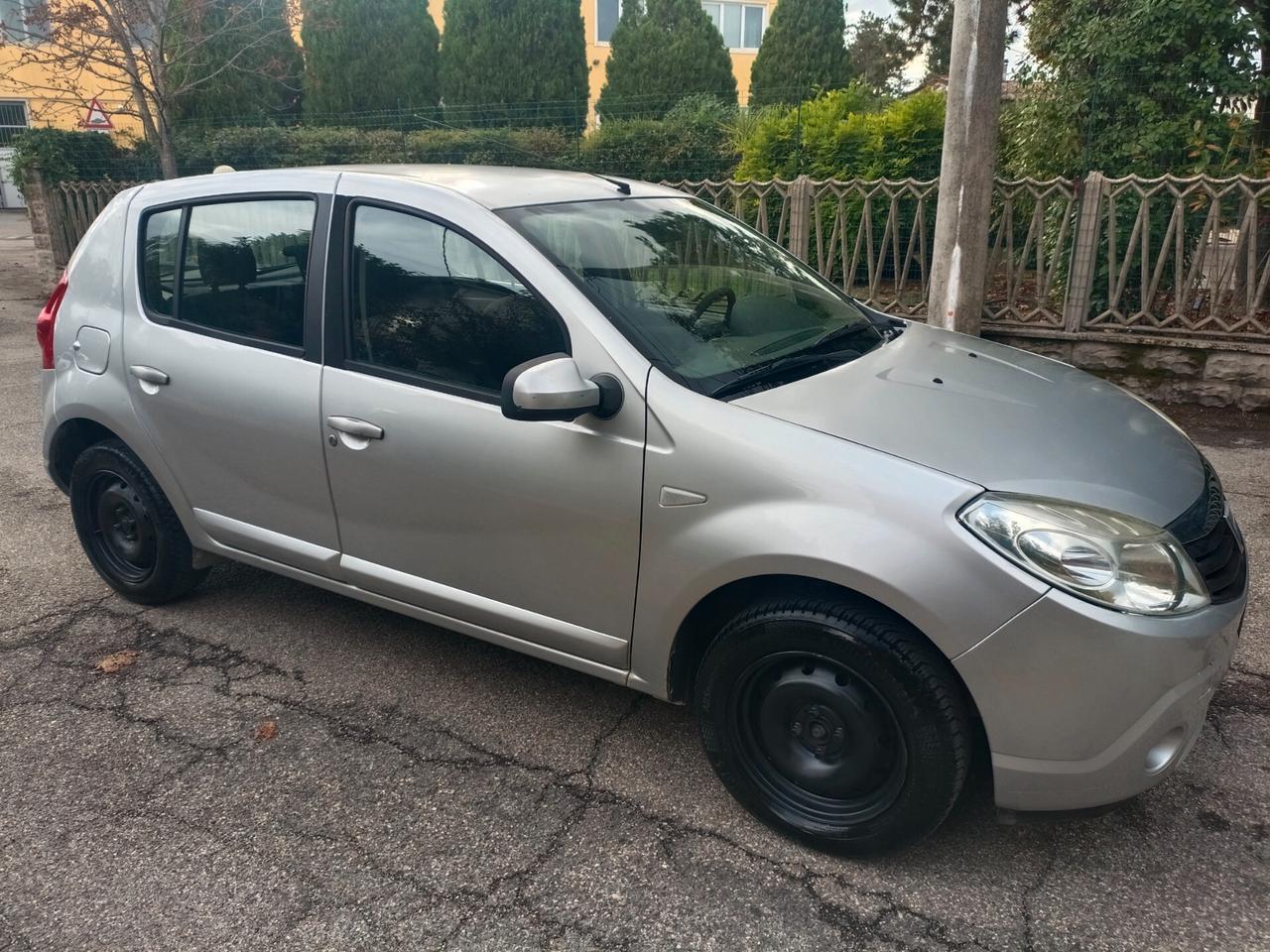 Dacia Sandero 1.4 8V GPL