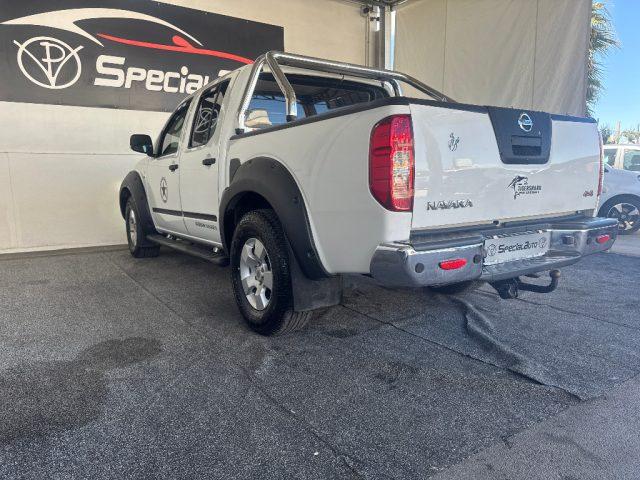 NISSAN Navara 2.5 dCi 4 porte Double Cab LE gancio traino