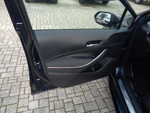 Toyota Corolla Touring Sports 1.8 Hybrid Business NESSUN VINCOLO DI FINANZIAMENTO