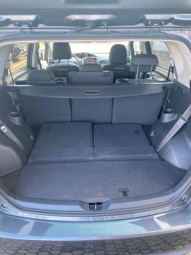 TOYOTA Verso 1.6 D-4D Style 7 POSTI NEO PATENTATO