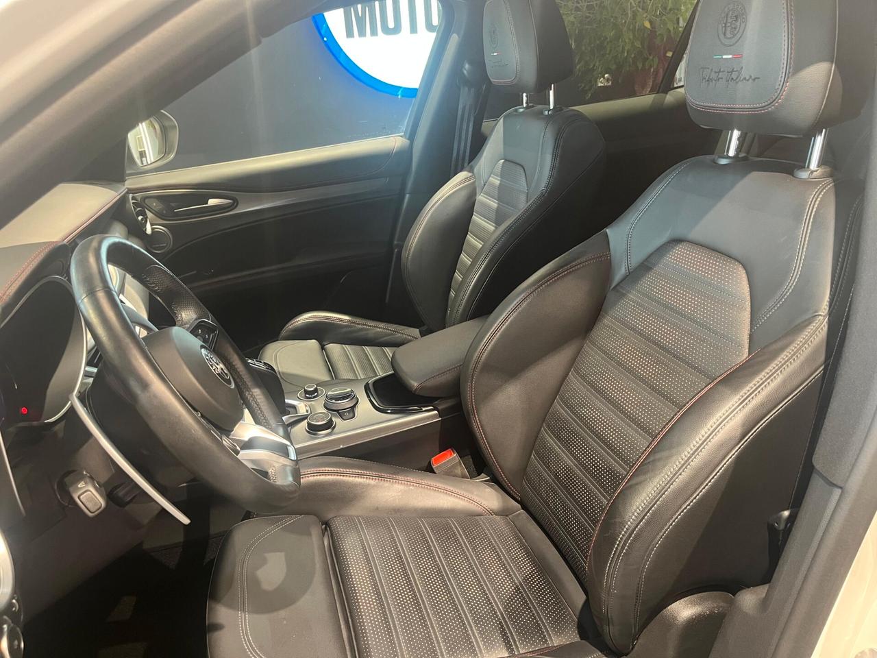 Alfa Romeo Stelvio 2.2 Turbodiesel 210 CV AT8 Q4 Veloce