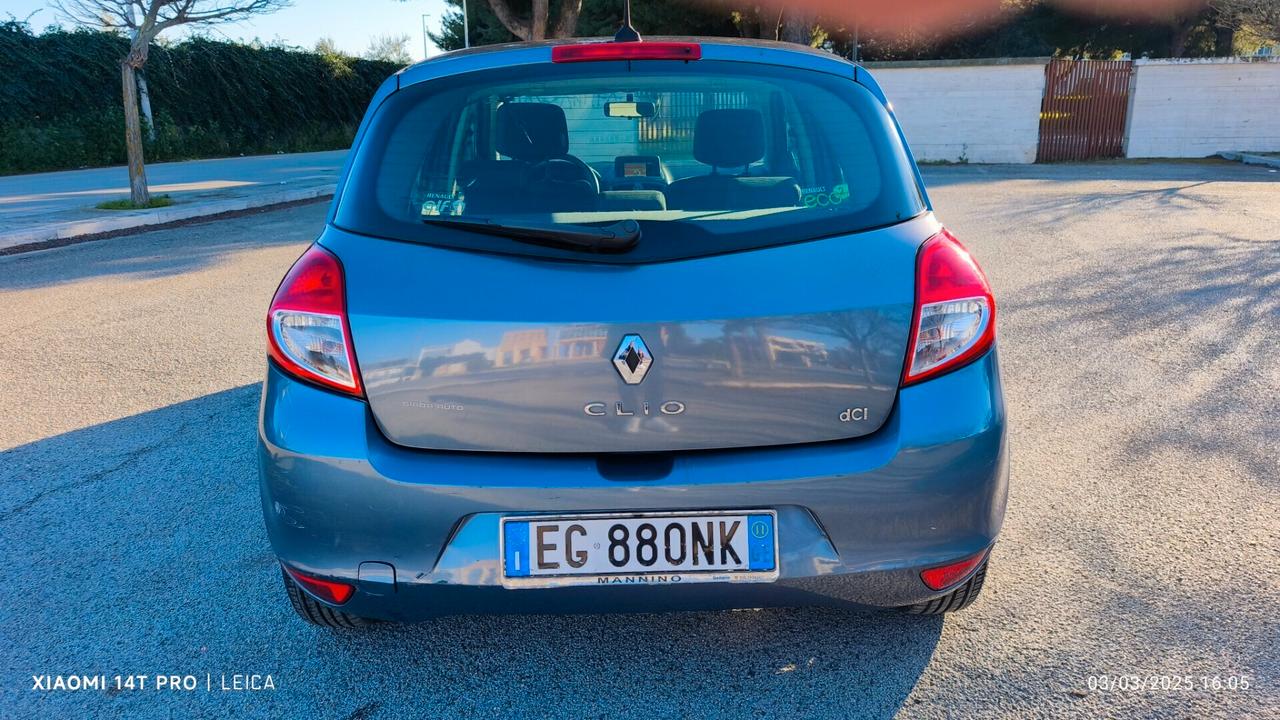 Renault Clio 1.5 dCi 75CV 20th DINAMIQUE 2011