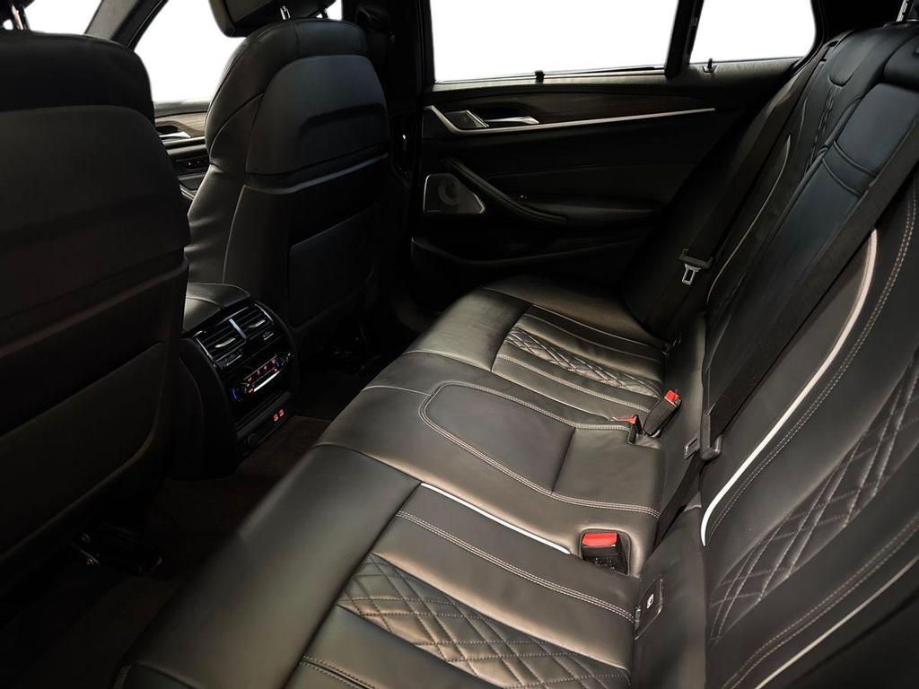 BMW Serie 5 M Touring 550 d xDrive Steptronic