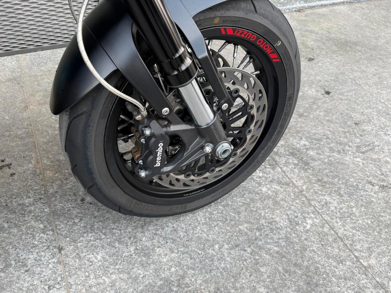 Moto Guzzi Griso 1200