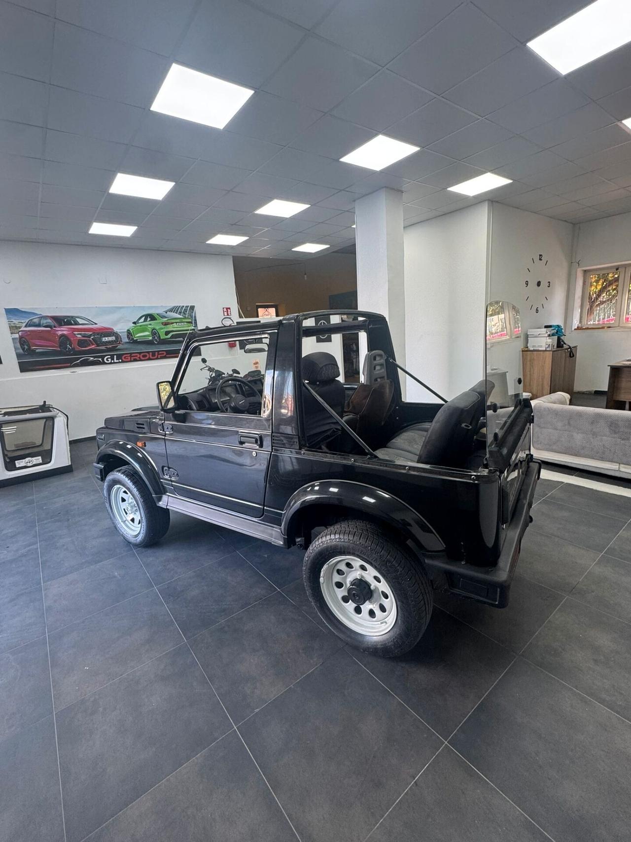 Suzuki SJ Samurai 1.3i cat Cabriolet De Luxe