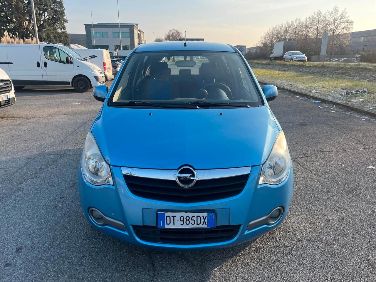 Opel Agila 1.0 12V 65CV **NEOPATENTATI**