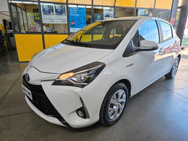 Toyota Yaris 1.5 Hybrid Business IVA ESPOSTA