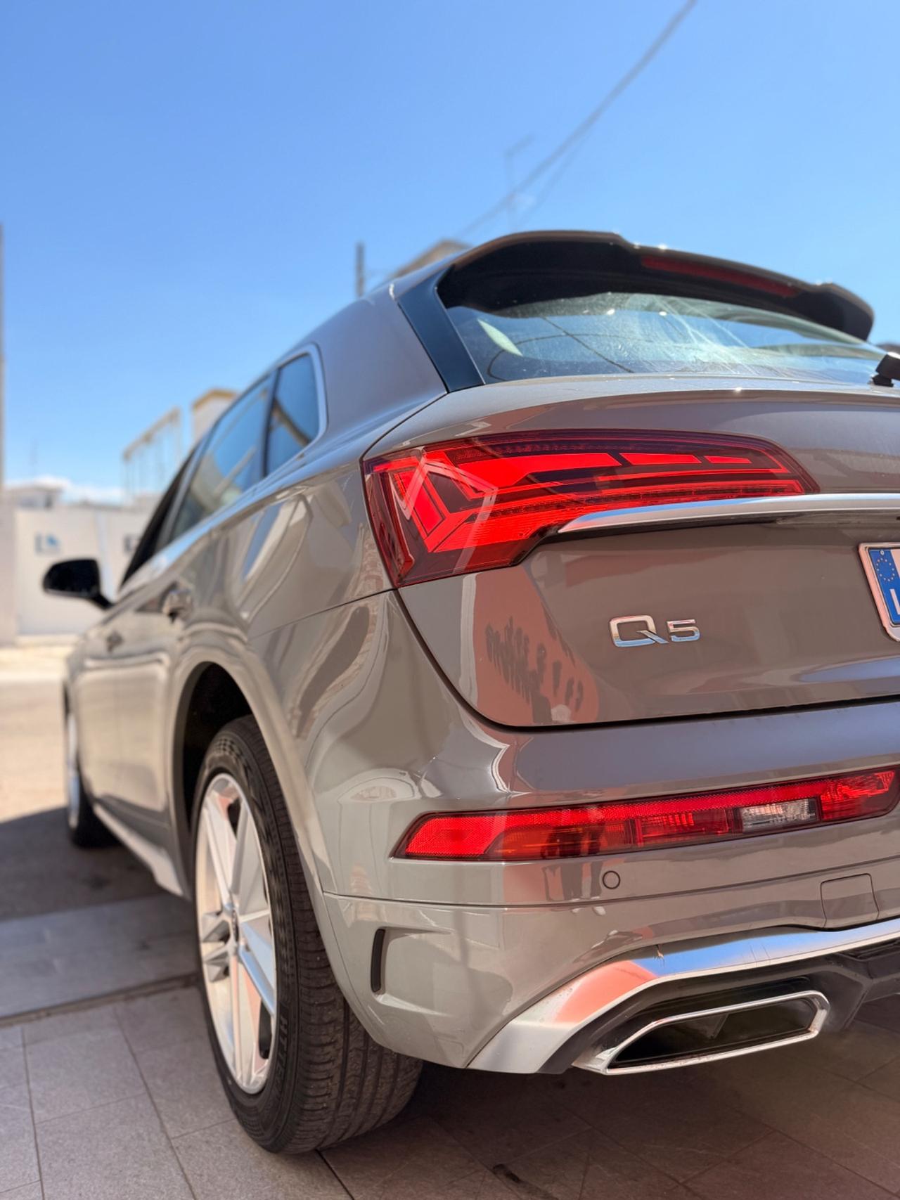 Audi Q5 40 TDI S-LINE-2022 MATRIX/19"/MISTO PELLE
