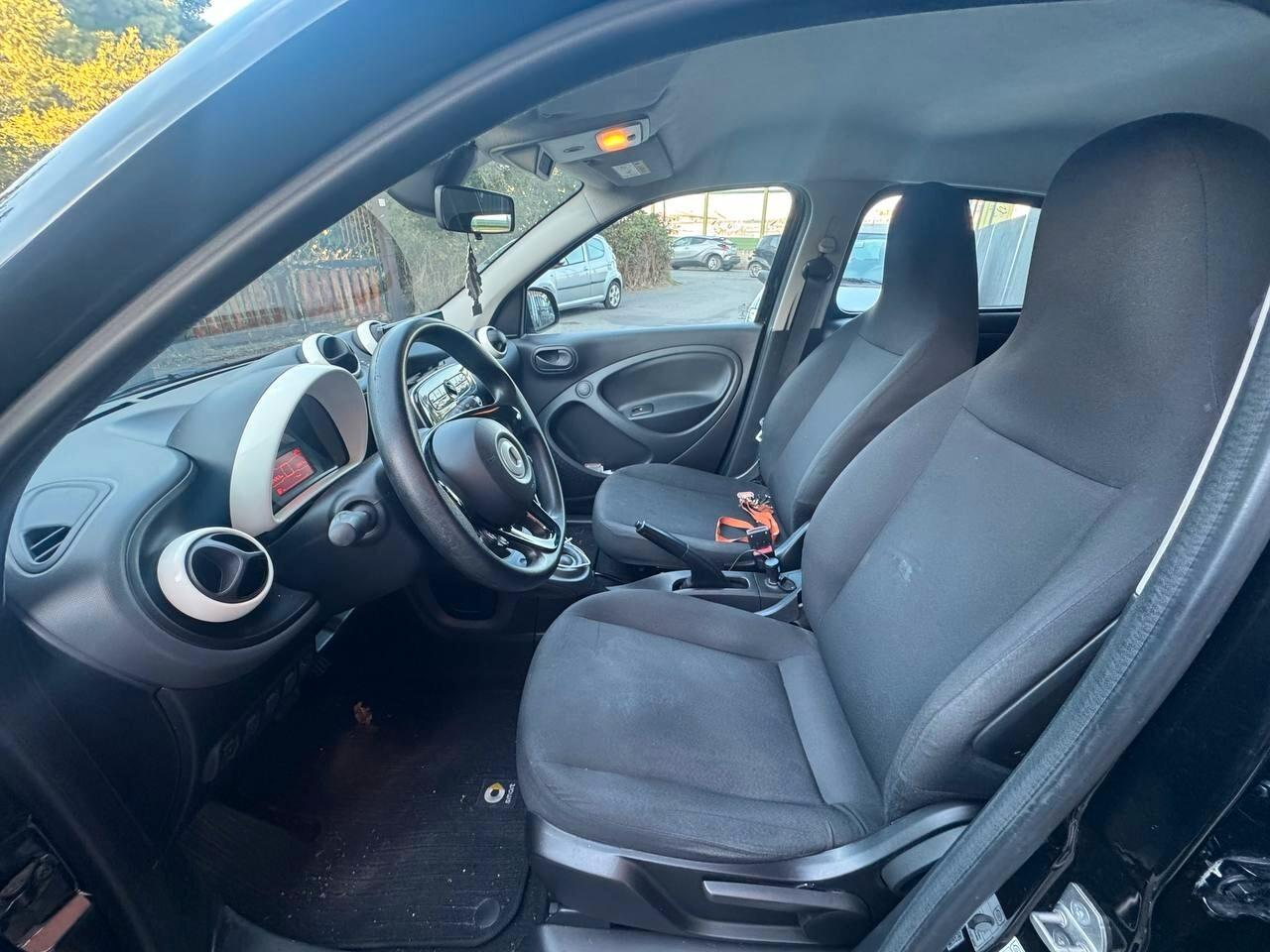 Smart ForFour 70 1.0 Youngster