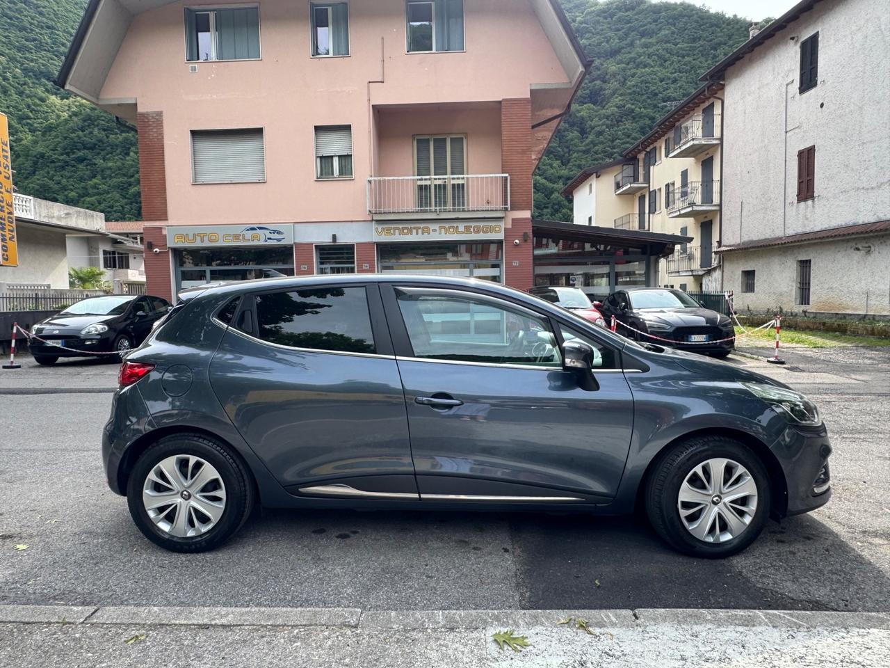 Renault Clio dCi 8V 75 CV Start&Stop 5 porte Energy Duel