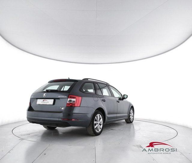 SKODA Octavia 1.5 DSG Wagon Executive G-Tec - PER OPERATORI DEL