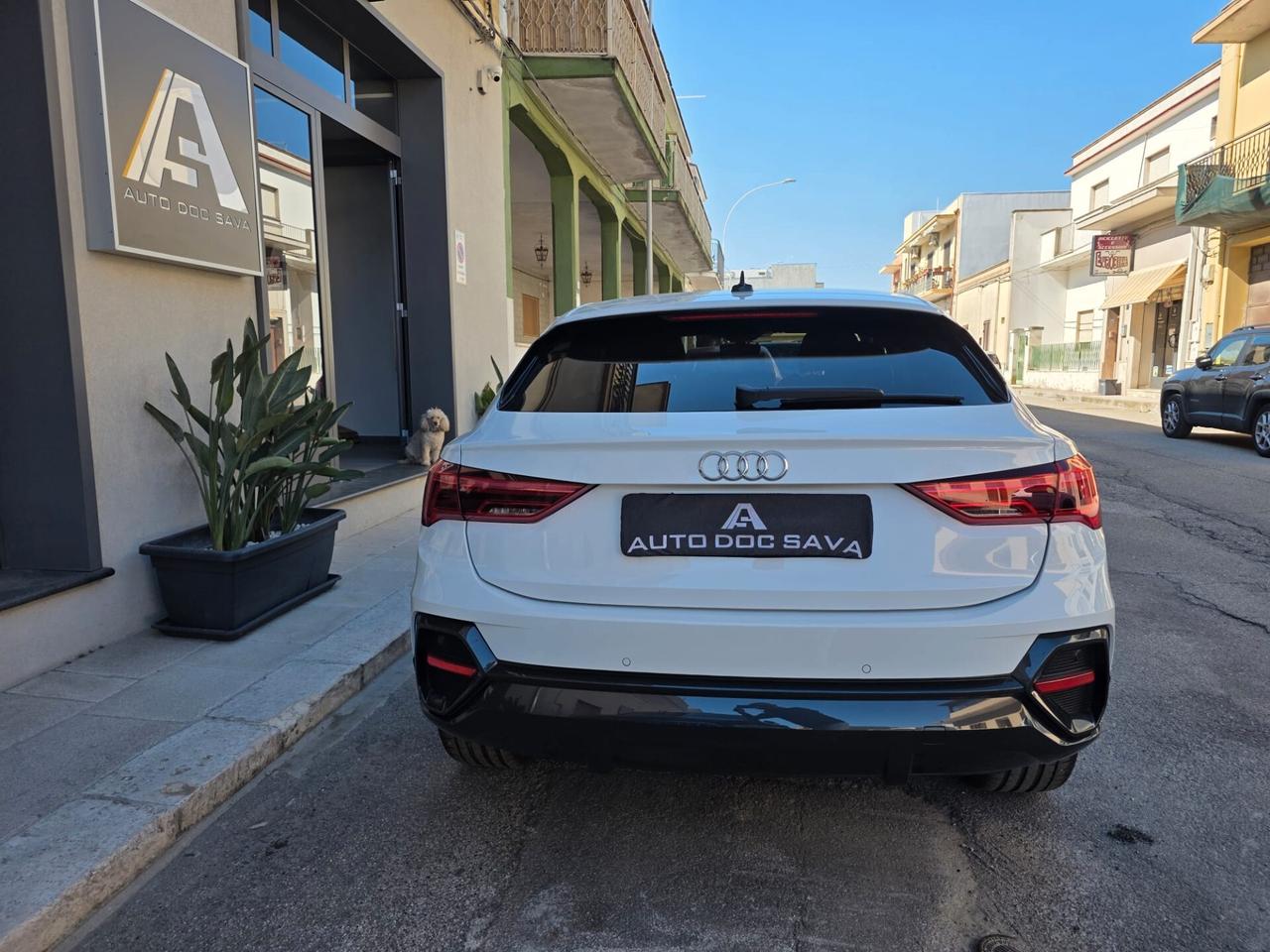 Audi Q3 SPB 35 TDI Quattro S-Line+Cerchi 20+Luci Ambiente..