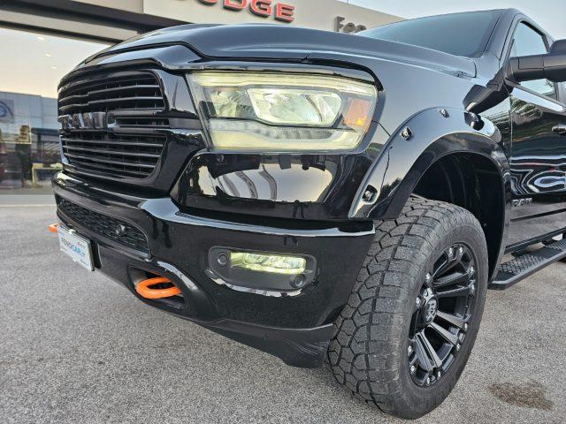 DODGE RAM 1500 5.7 V8 Crew Cab Laramie Sport GPL Lift