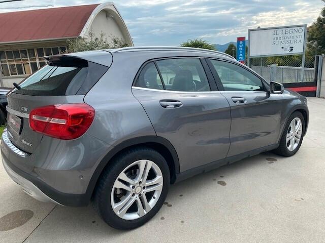 Mercedes-benz GLA 200 CDI Automatic 4Matic Sport