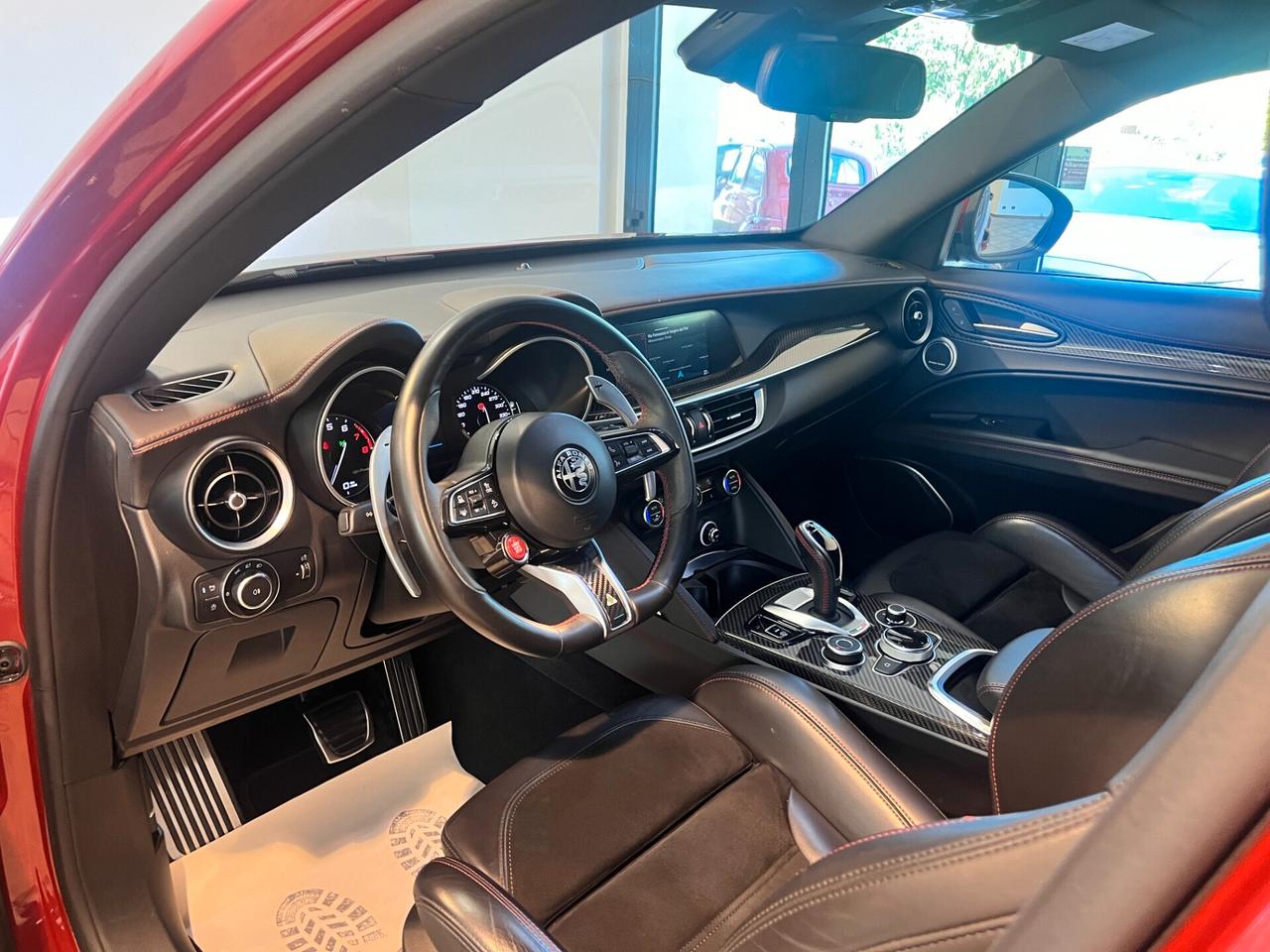 Alfa Romeo Stelvio 2.9 Bi-Turbo V6 510 CV AT8 Quadrifoglio