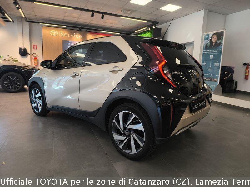 Toyota Aygo X Aygo X 1.0 VVT-i 72 CV 5 porte Lounge