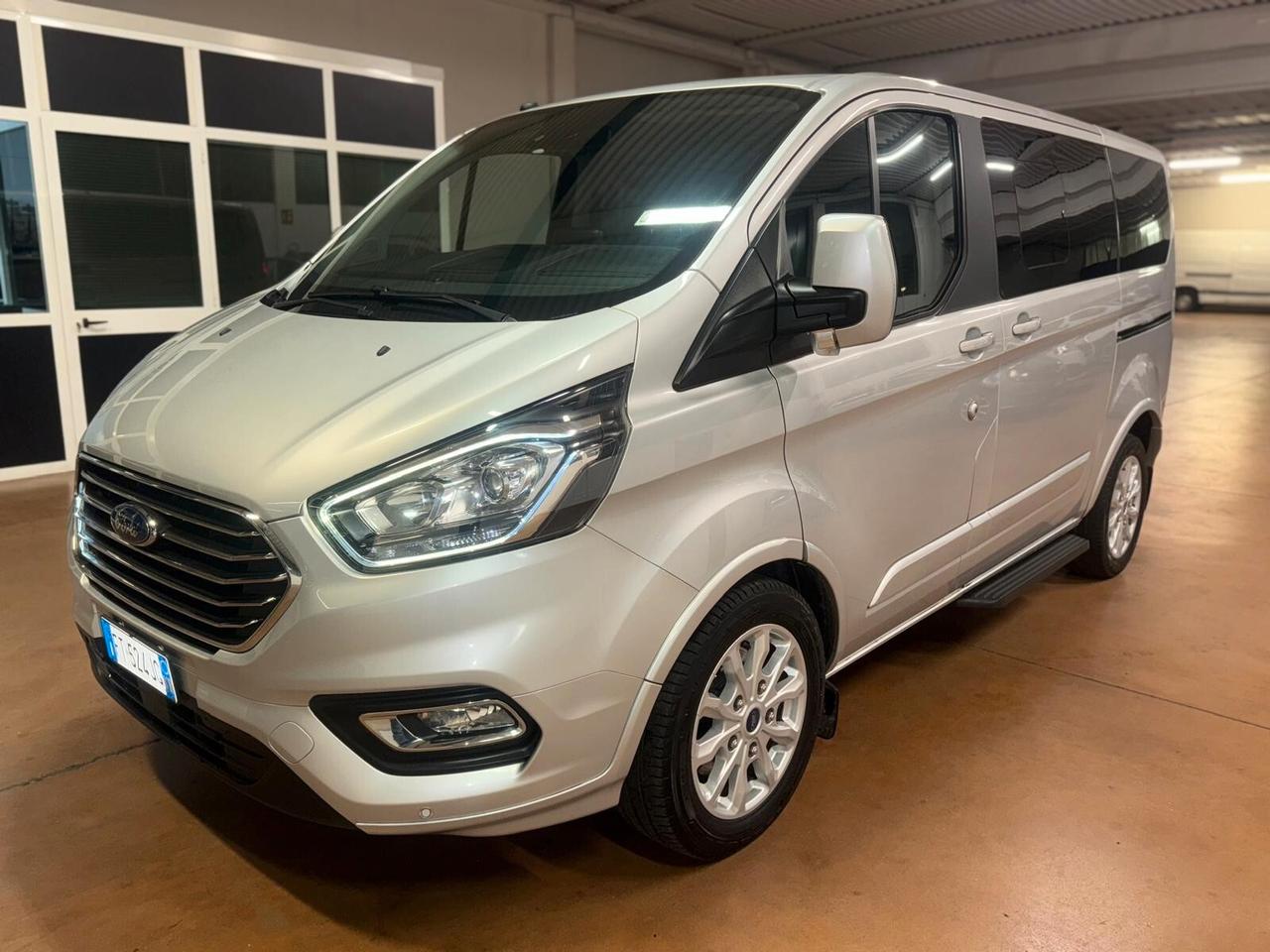 Ford Tourneo Custom 310 2.0 TDCi 170CV aut. PL Titanium