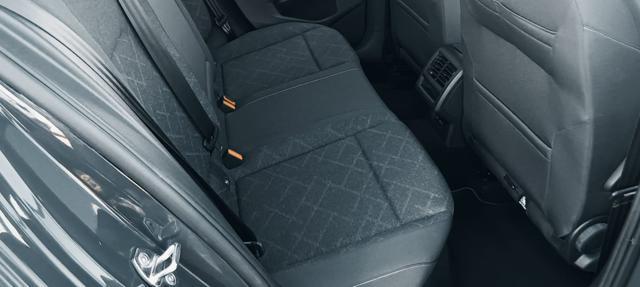 VOLKSWAGEN Golf 1.0 TSI EVO Life..anche per neopatentati