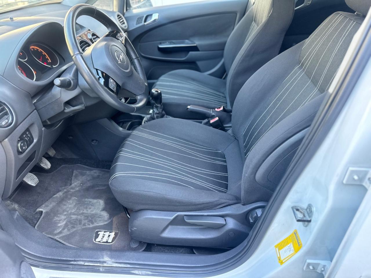 Opel Corsa 1.2 5 porte Edition 2010