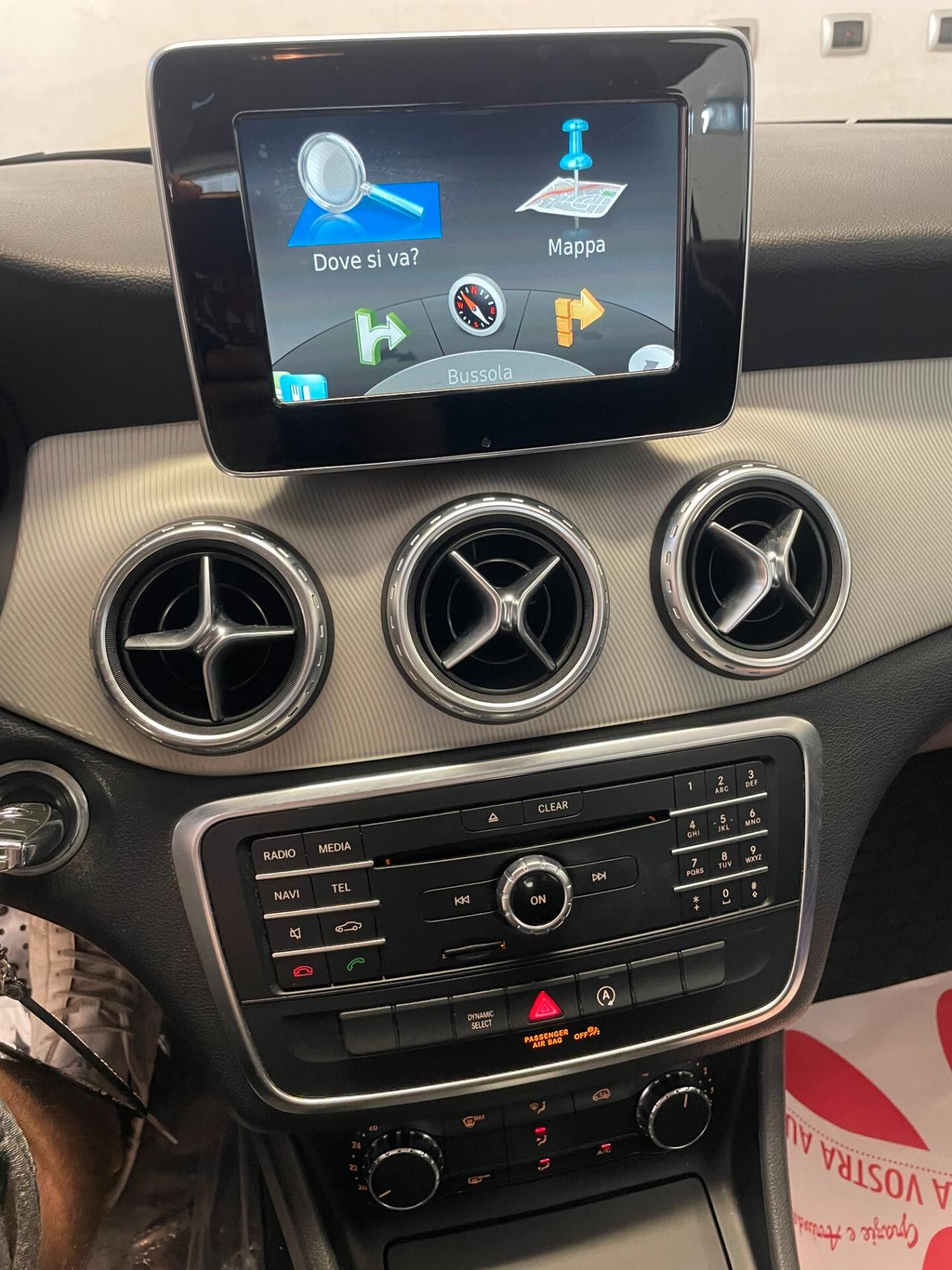 Mercedes-benz GLA 200 136 CV Automatica Premium FULL OPTIONAL NEOPATENTATI