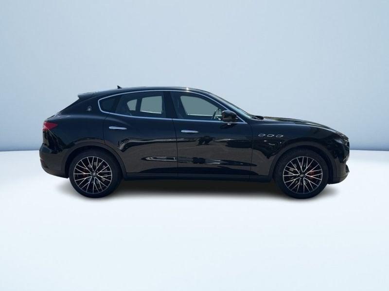 Maserati Levante 3.0 V6 250CV AUTO