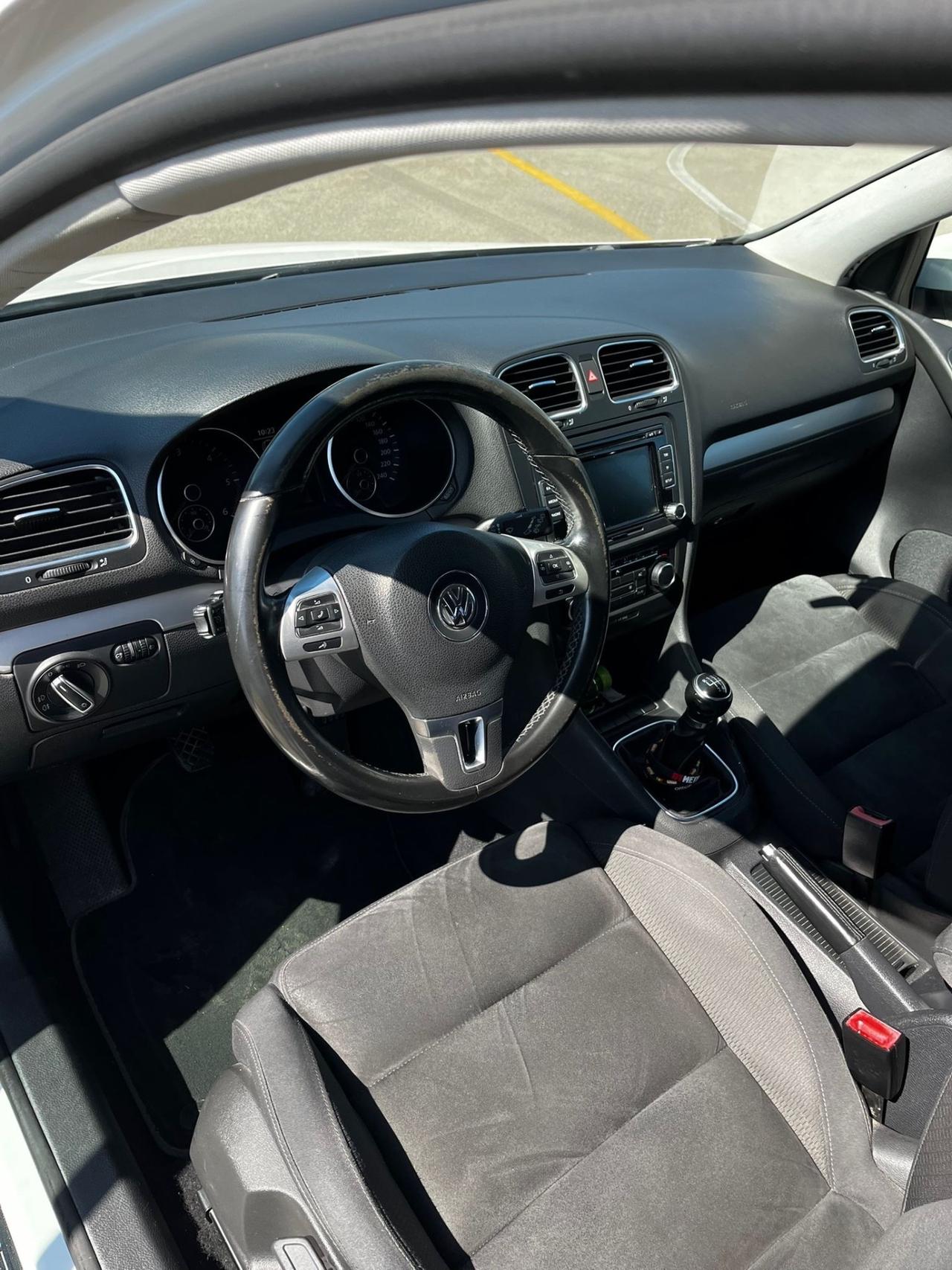 Volkswagen Golf 1.6 TDI DPF 5p. Highline