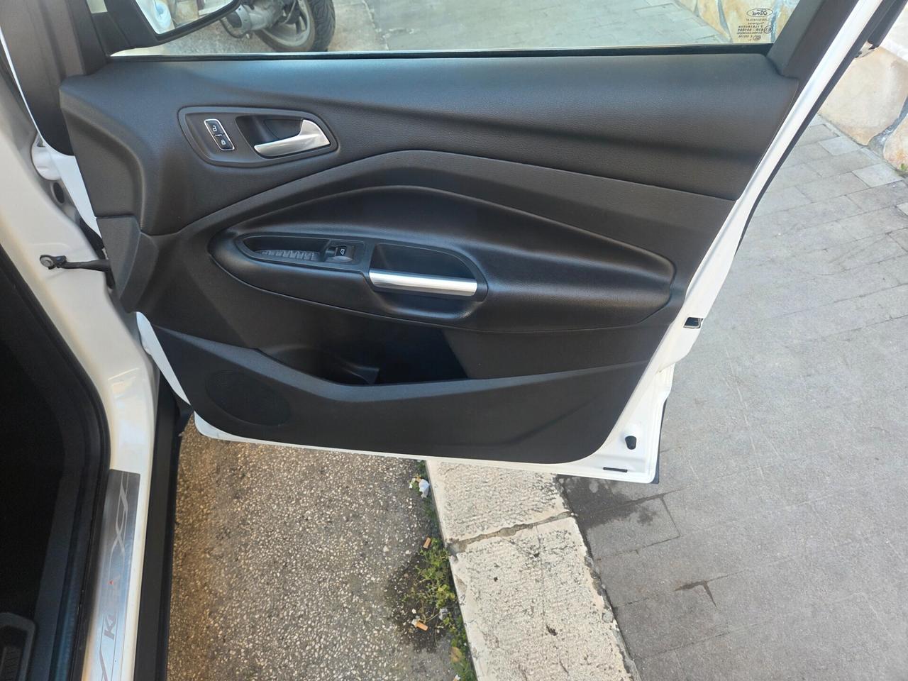 FORD KUGA 2.0 TDCI 140 CV TITANIUM KM CERTIF