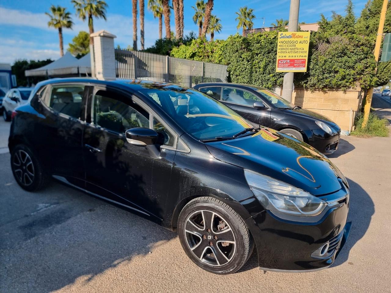 Renault Clio 1.5 dCi 8V 75CV 5 porte Live Automatico e con ausilio per disabili