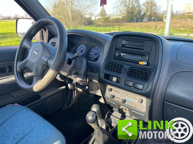 NISSAN King Cab 2.5 TD 2 porte