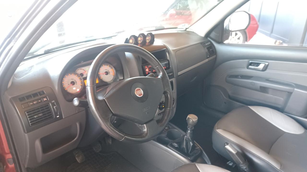 Fiat Strada ADVENTURE