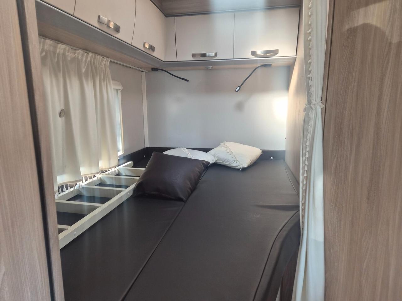 Fiat PROFESSIONAL DUCATO WEINSBERG CARASUITE CAMPER