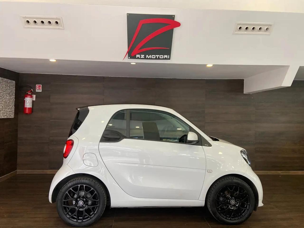Smart ForTwo 90 0.9 Turbo twinamic Superpassion-FULL OPTIONAL-ITALIANA-TAGLIANDI MERCEDES