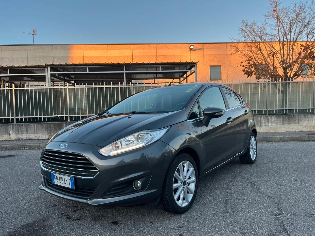 Ford Fiesta 1.4 5p. GPL Titanium