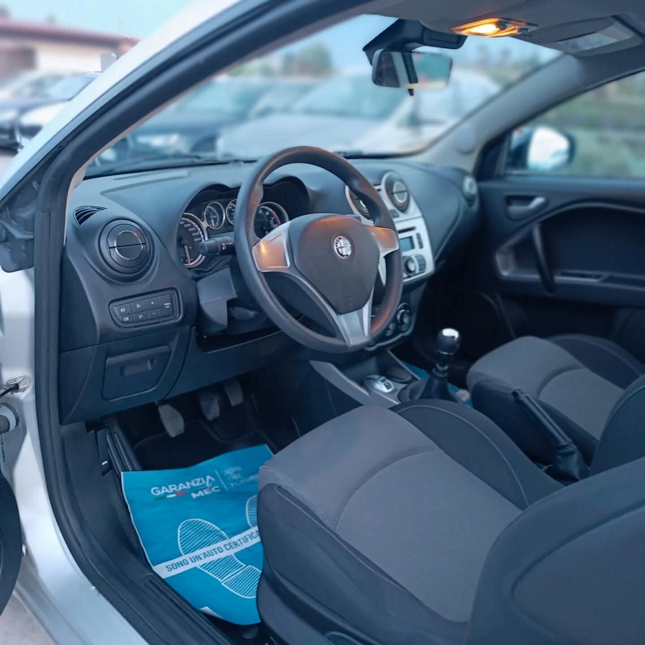 Alfa Romeo MiTo 1.4 78 CV BLACKLINE