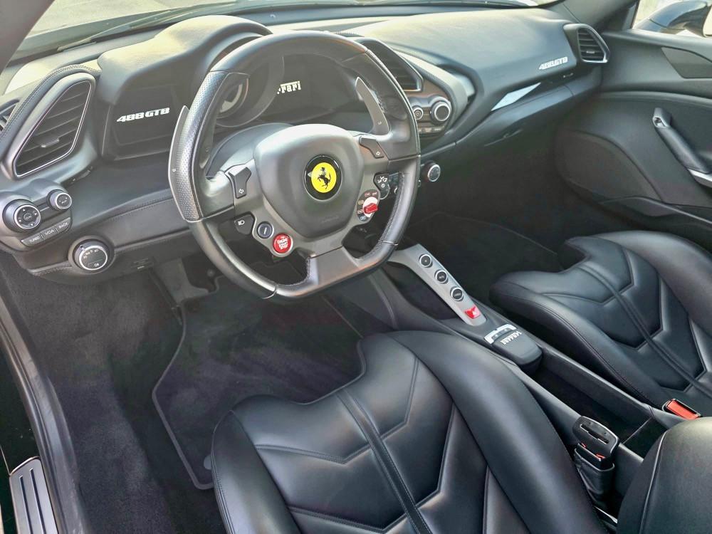 Ferrari 488 Coupe 3.9 GTB dct
